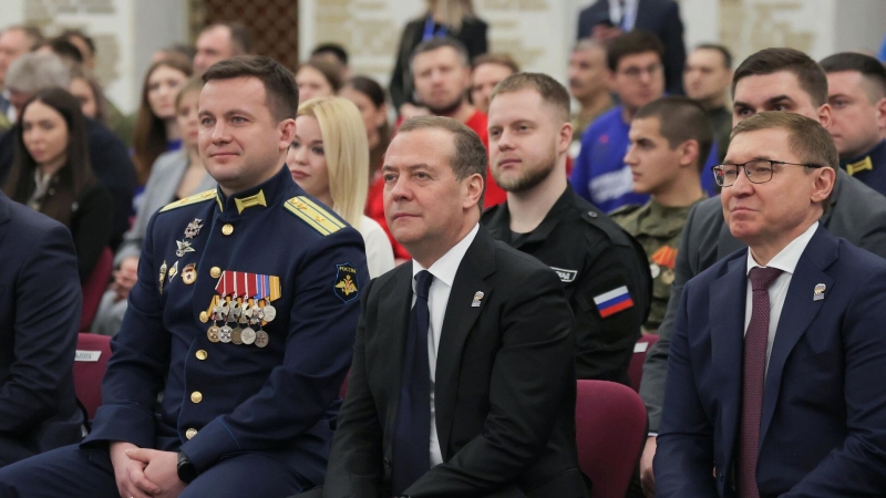 Медведев оценил сроки окончания СВО