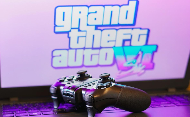 Разработчик GTA VI уволил более 30 человек за утечку данных об игре