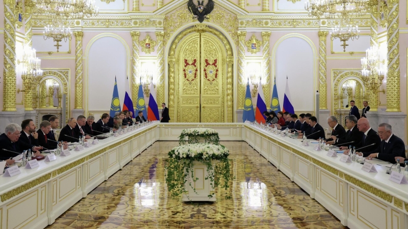 В России давно поняли, что дело не в импортозамещении, заявил Путин