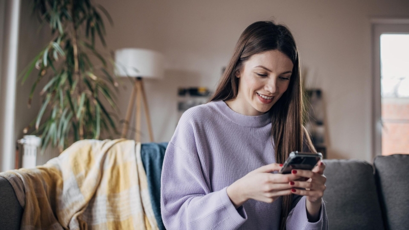 ИИ-помощник Яндекс Лавки научился распознавать голосовые команды