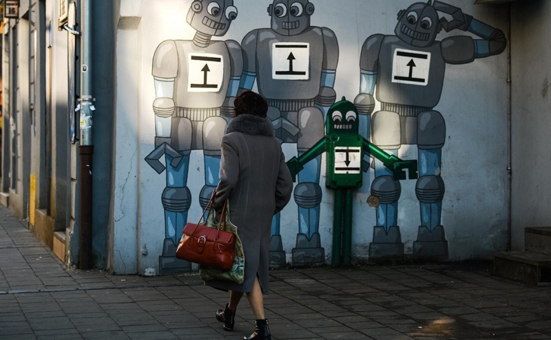 Европол спрогнозировал теракты с дронами и протесты из-за роботов в ЕС