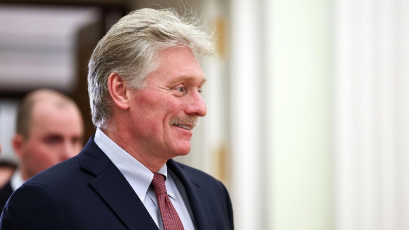 Песков заявил, что надо следить за реализацией стратегии безопасности США